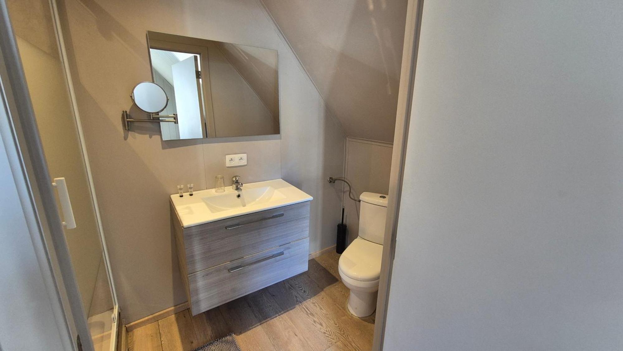 B&B De Dulle Koe Waregem Bagian luar foto