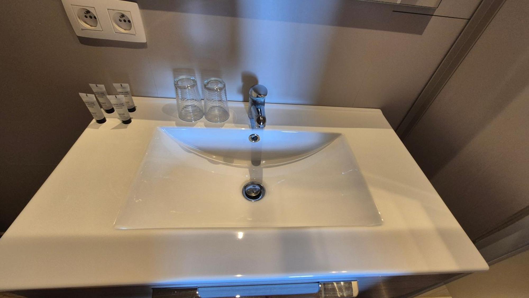 B&B De Dulle Koe Waregem Bagian luar foto