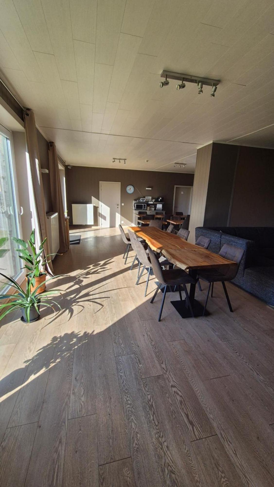 B&B De Dulle Koe Waregem Bagian luar foto