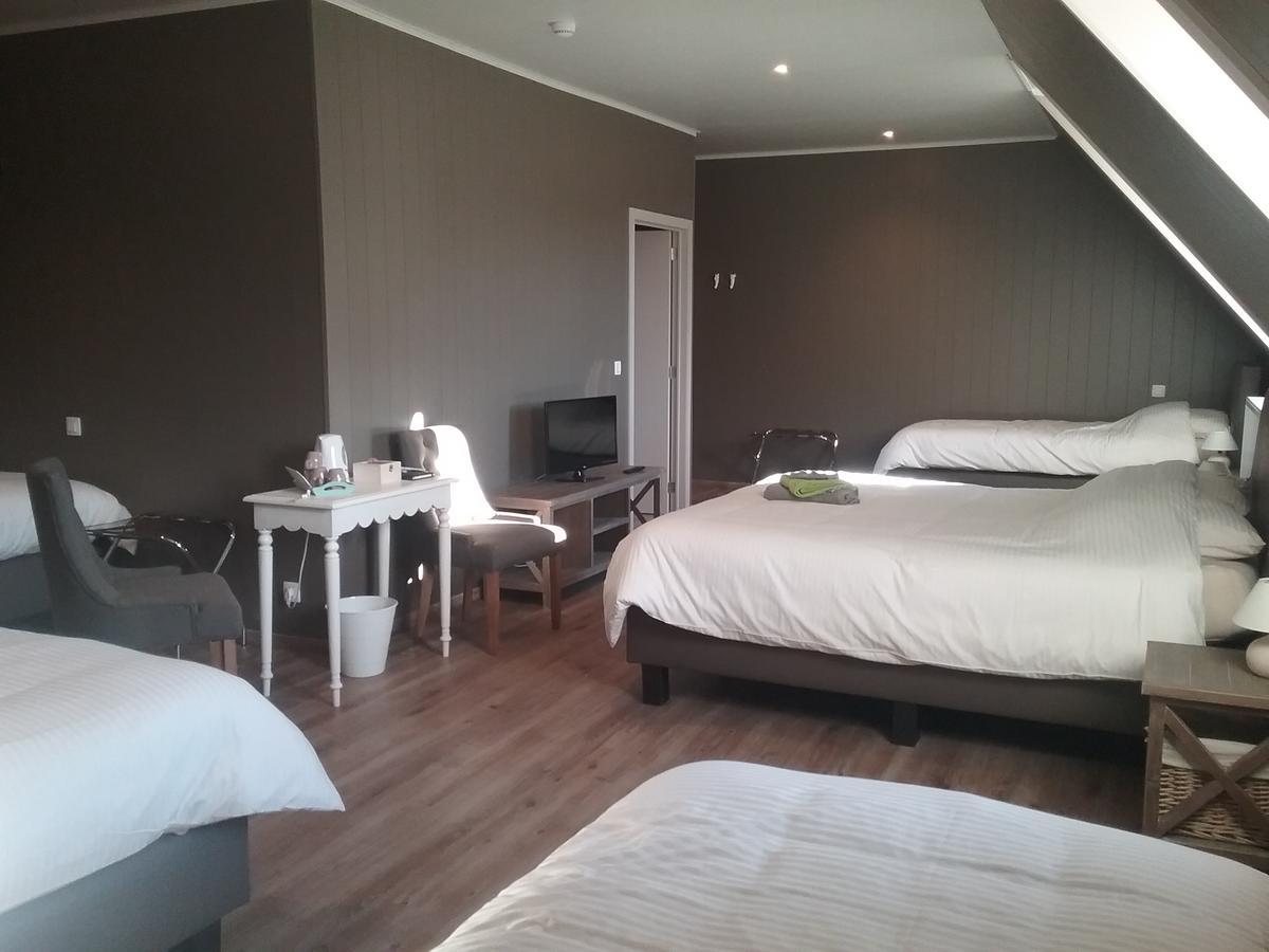 B&B De Dulle Koe Waregem Bagian luar foto