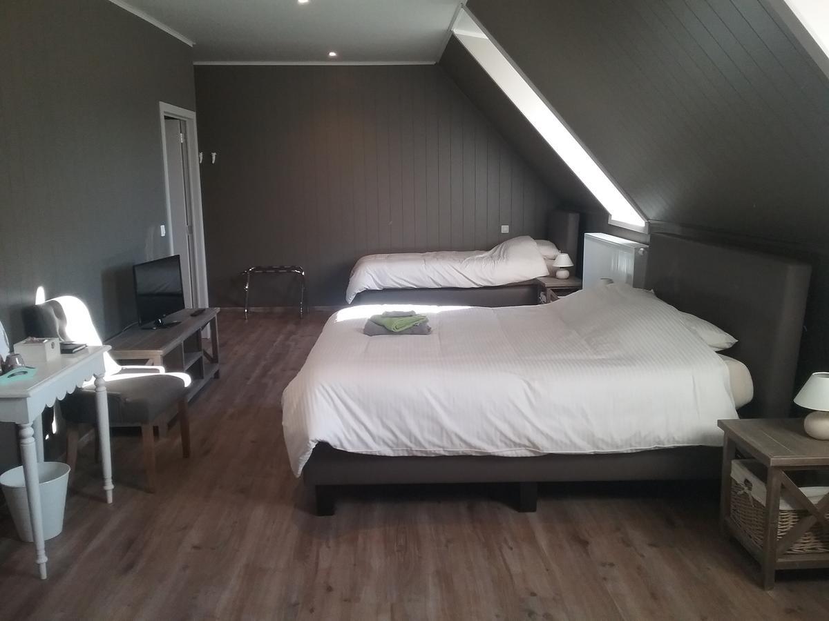 B&B De Dulle Koe Waregem Bagian luar foto